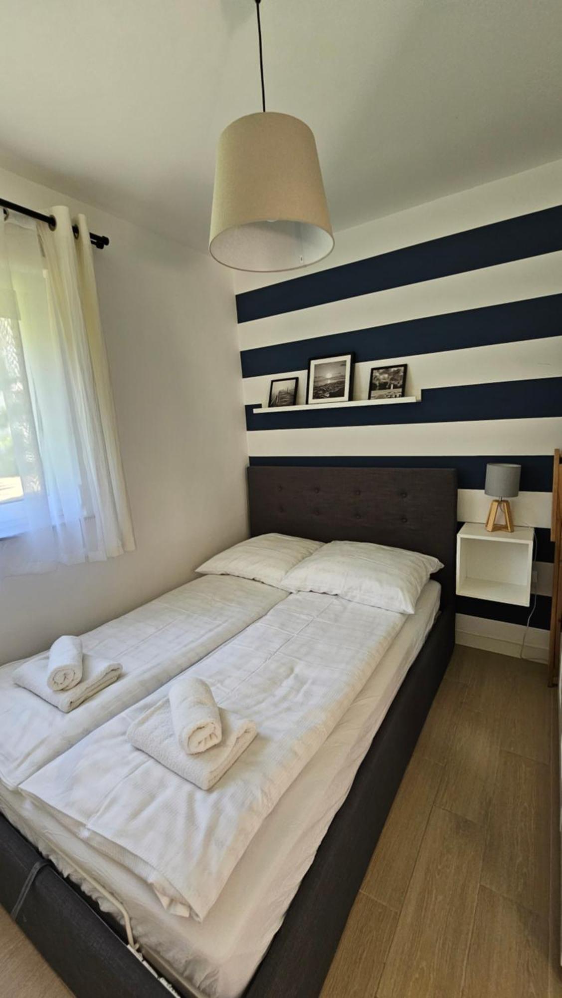 Apartamenty Na Fali - Morski , Blekity , Marynarski Pobierowo Exteriör bild