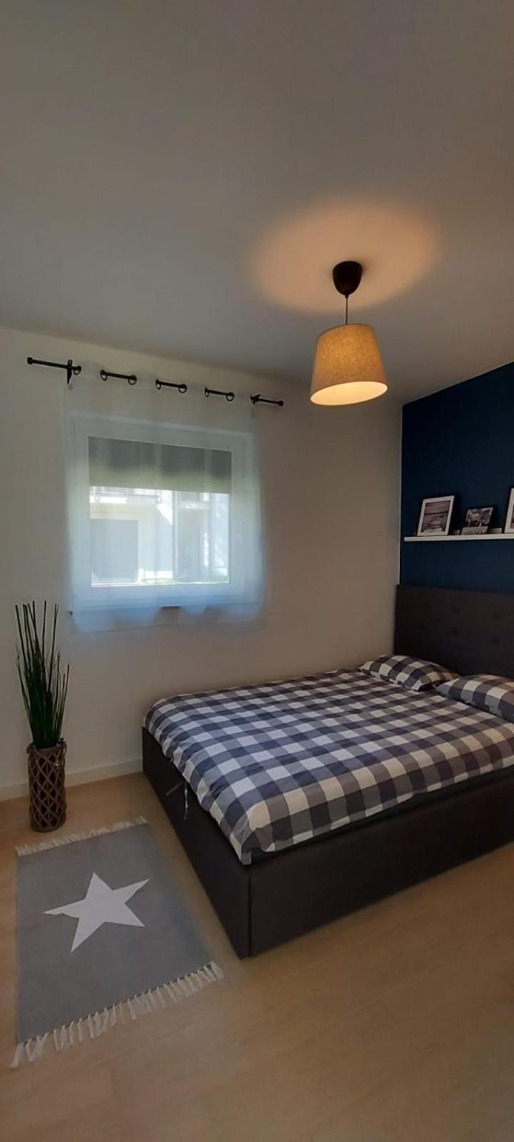 Apartamenty Na Fali - Morski , Blekity , Marynarski Pobierowo Exteriör bild